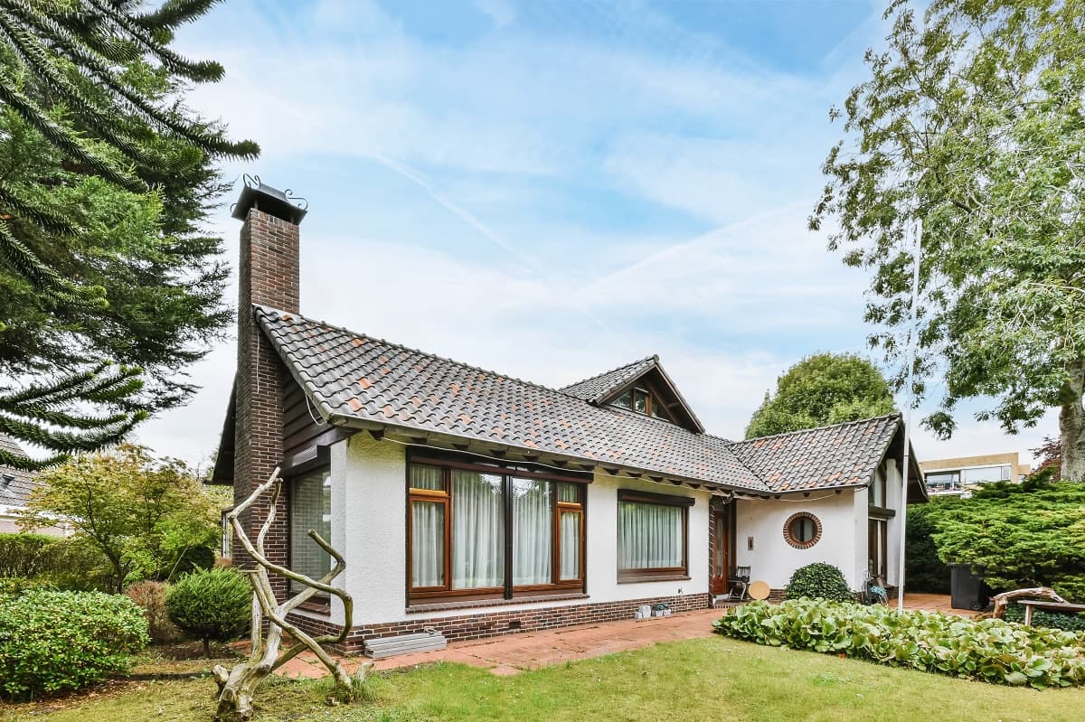 Casa moderna en venta gestionada por corredora L Group - Propiedades en Chile